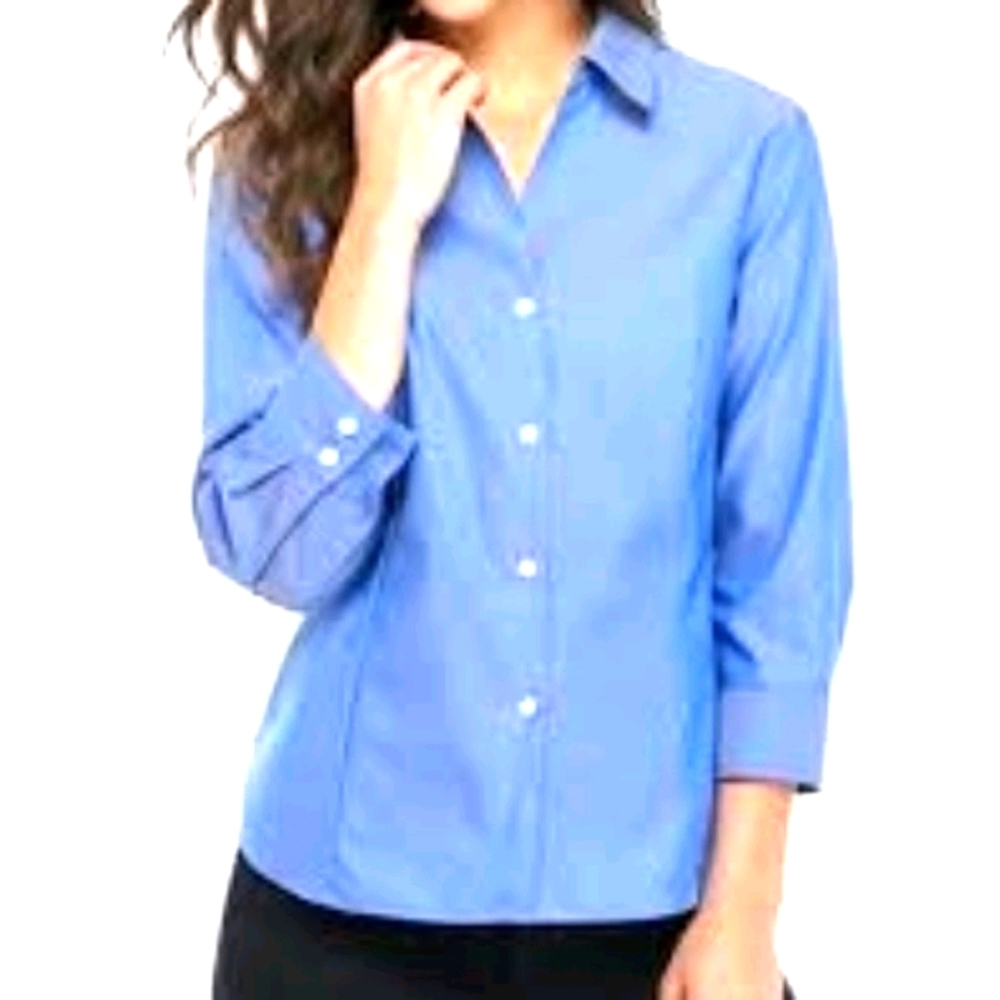 🆕Foxcroft Blue Button Down Shirt